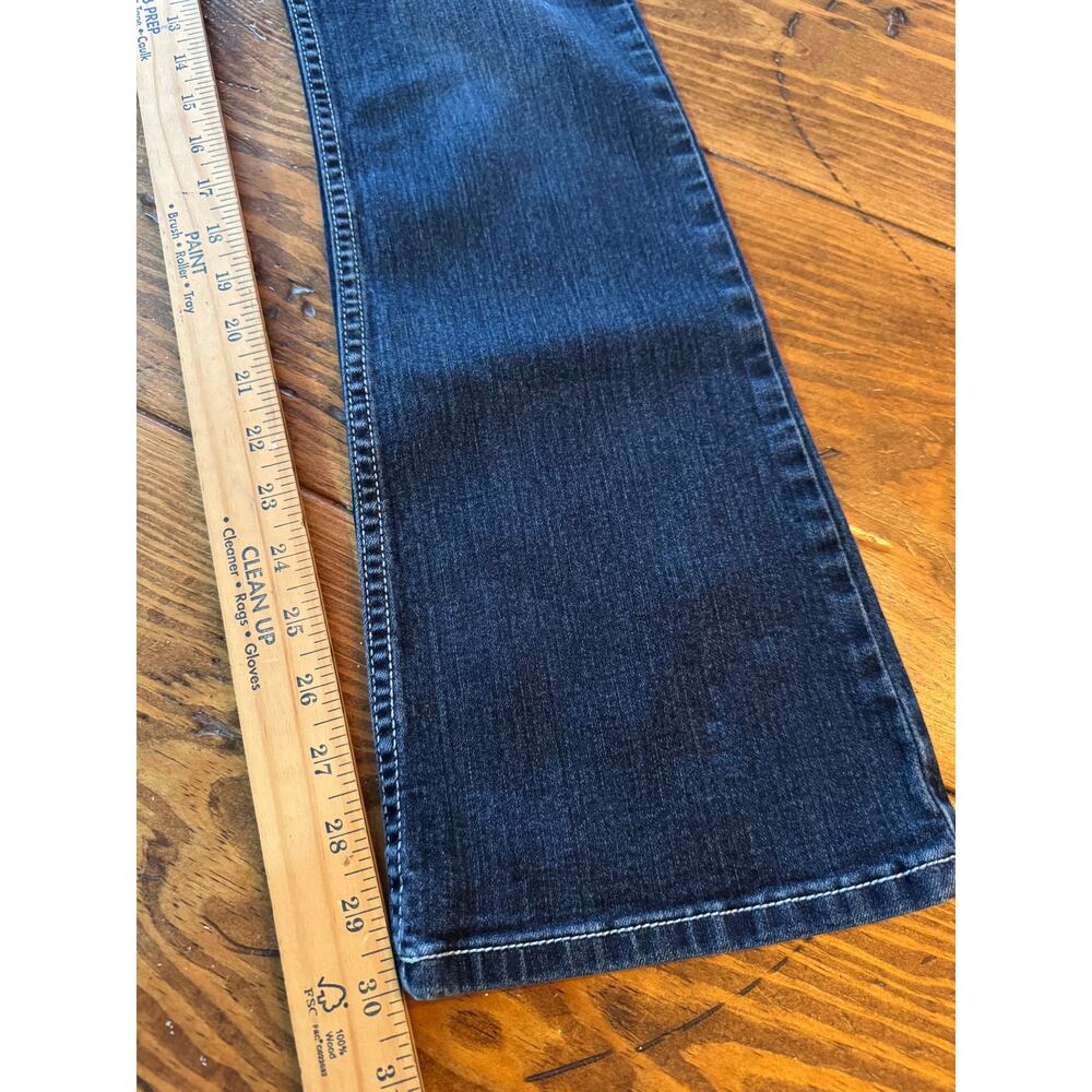 APT. 9 Bootcut Jeans Women's Size 8 Blue Mid Rise Dark Wash 5-Pocket Button Back - Picture 8 of 10
